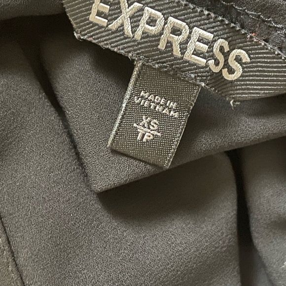 Express Black Blouse - Picture 6 of 8